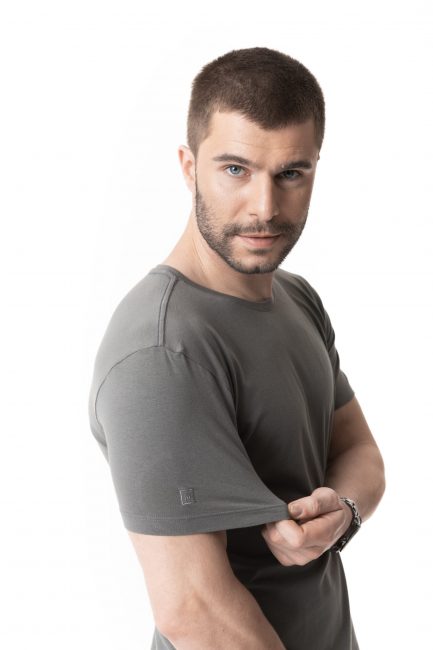 Camiseta Minimal Cinza - Gola O